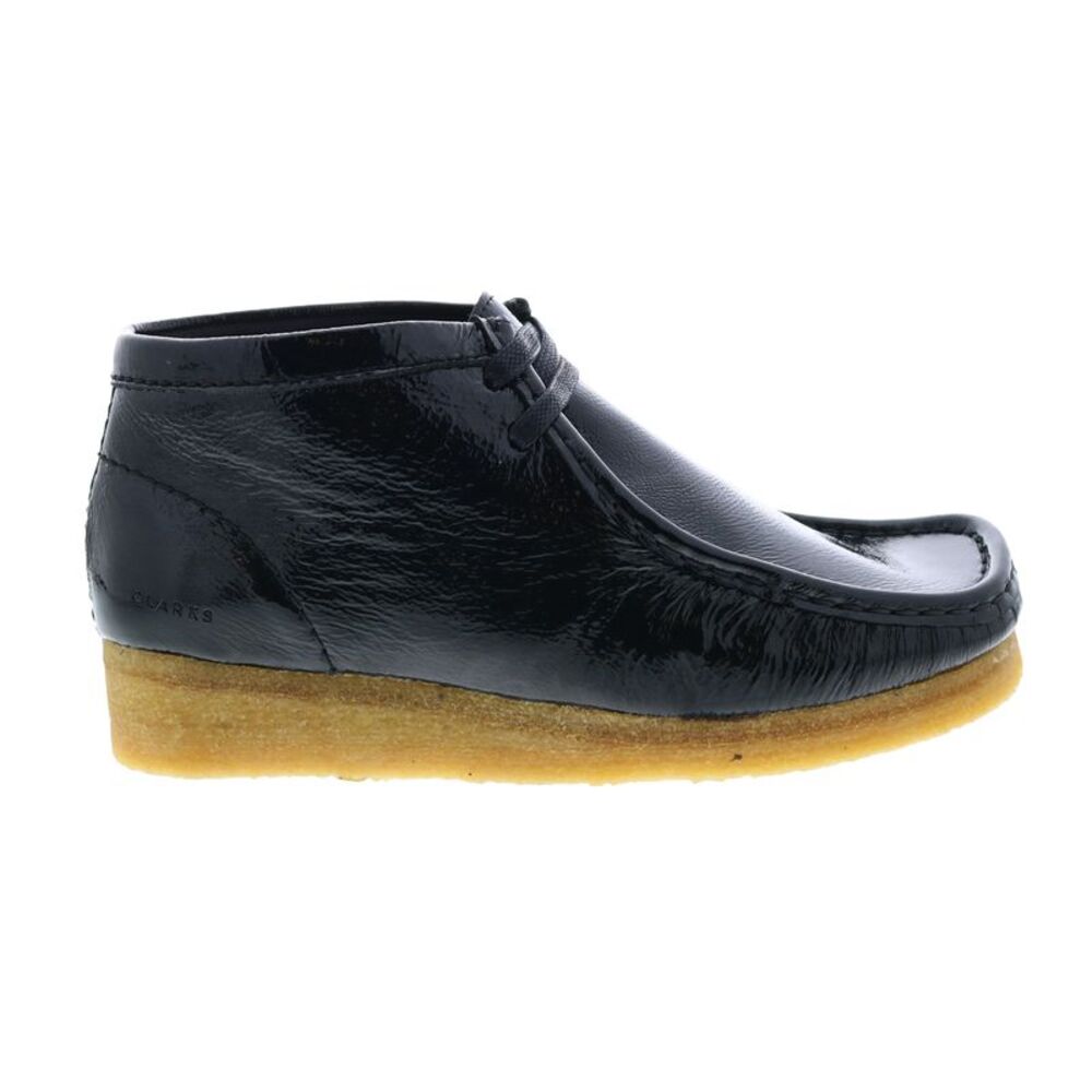 Clarks Womens Wallabee Boot Black Boots (NWT)
